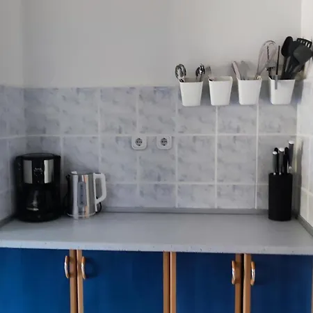 Four Winds Apartment *